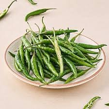 Fresh Green Chilies (250 Gram)